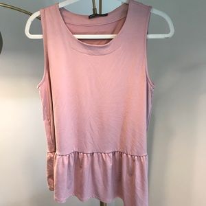 Gibson Asymmetrical  Ruffle Hem Tank - medium